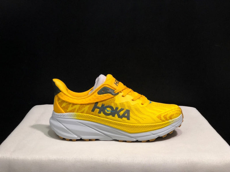 HOKA