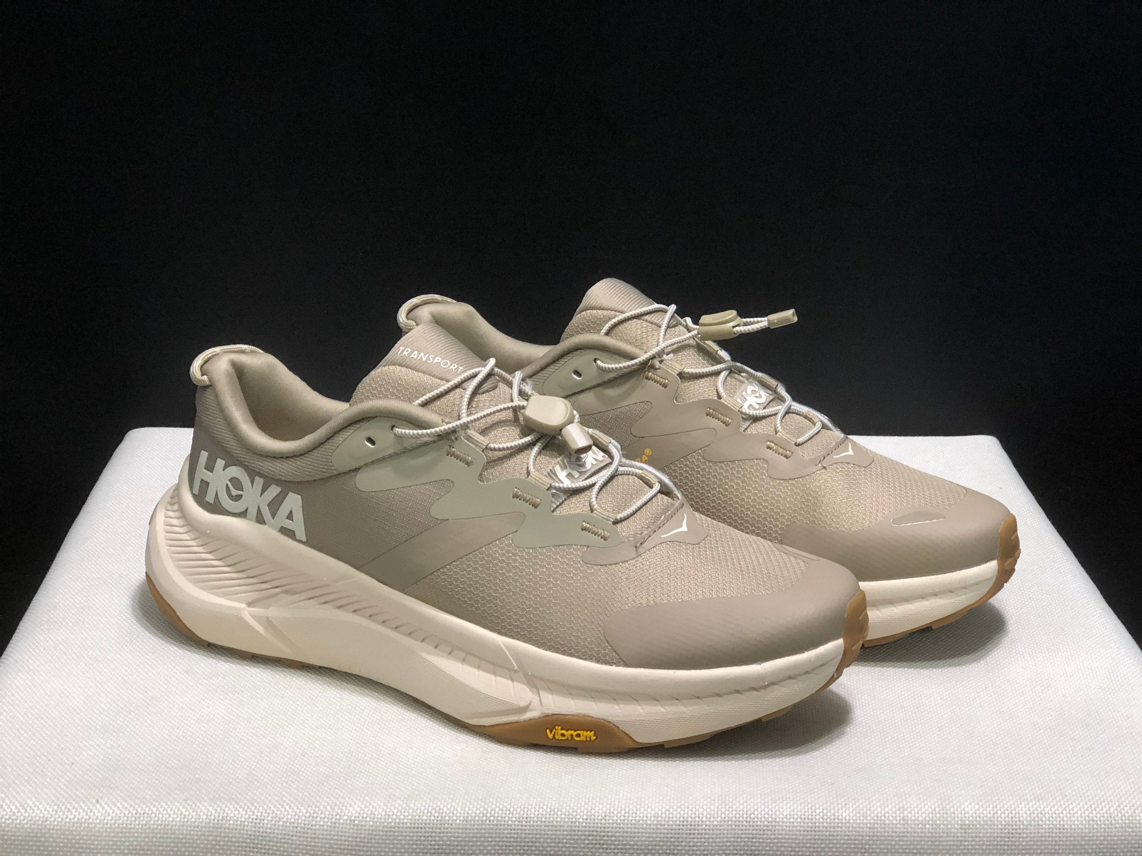 HOKA ONE ONE SKYFLOW