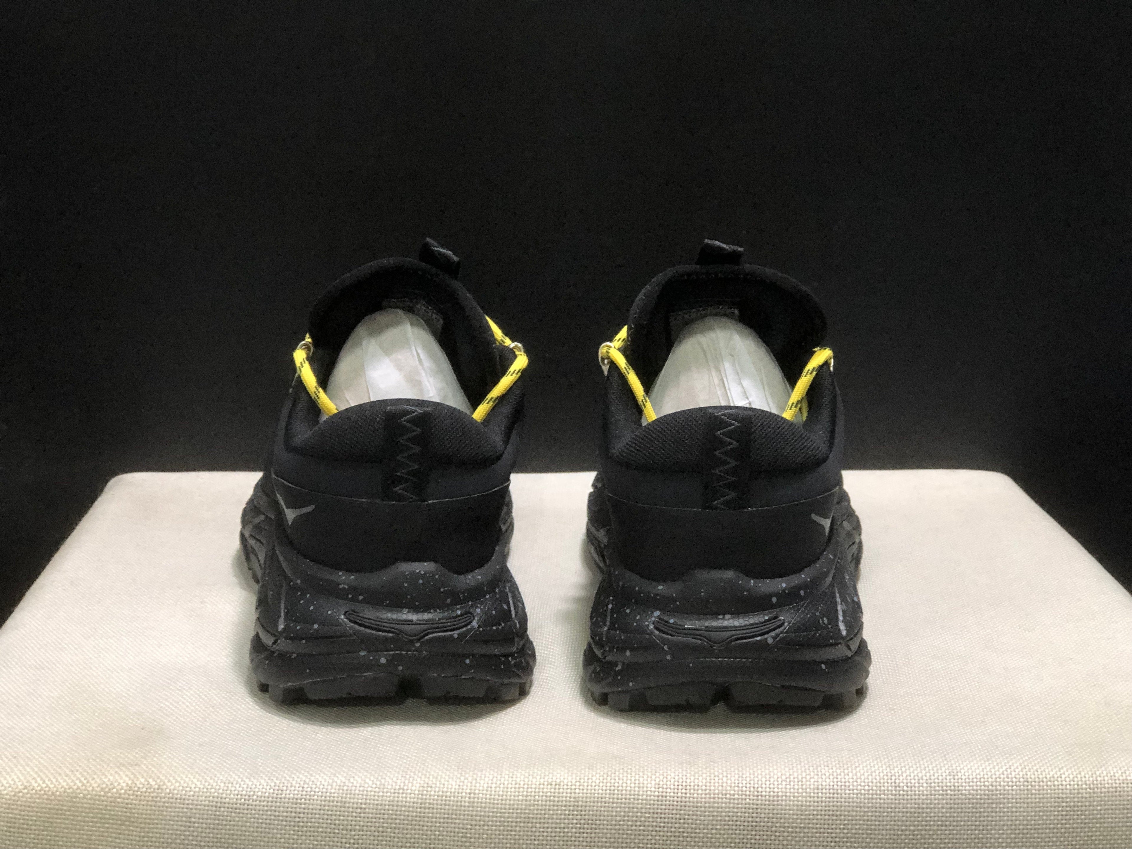 HOKA ONE ONE Tor Summit