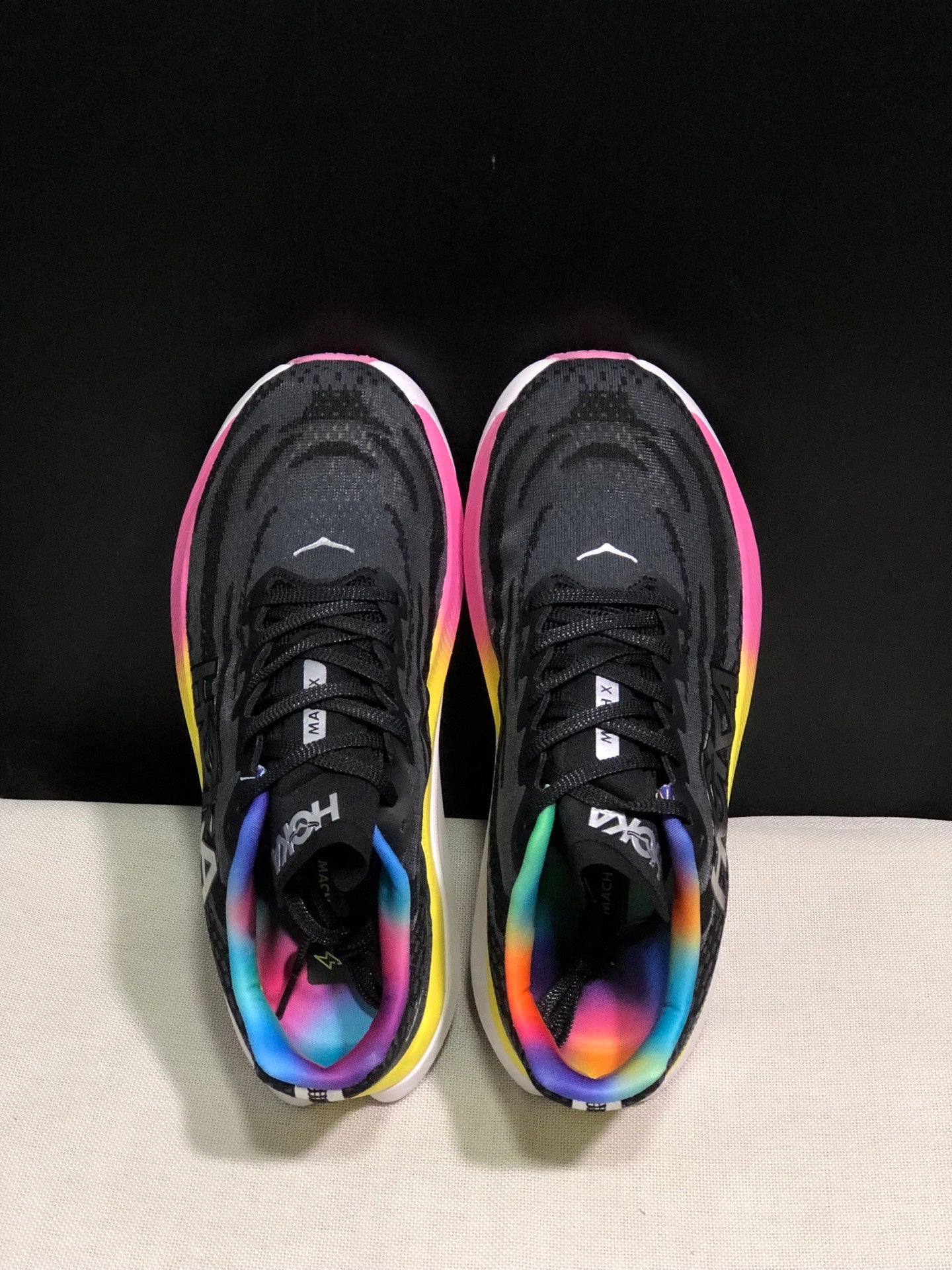 HOKA ONE ONE Mach X